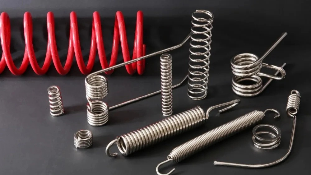 Buying customized industrial springs from Fenersazi in Tehran Buying customized industrial springs from Fenersazi in Tehran